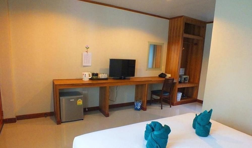 Medio De Hotel 3*