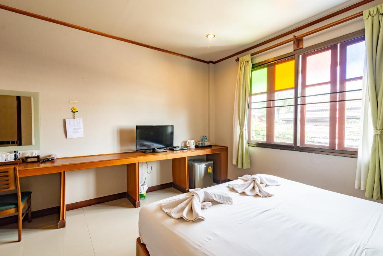 Hotel Medio De 3*