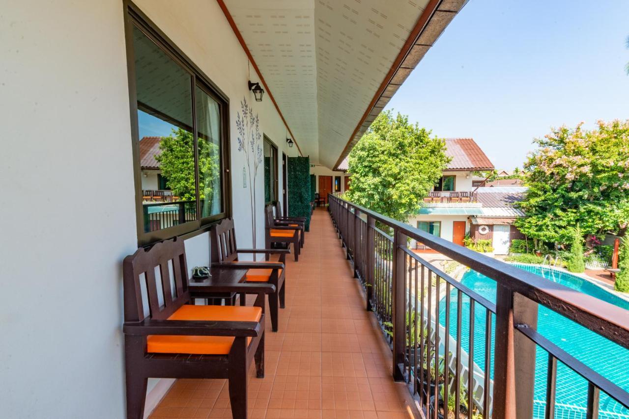 Hotel Medio De