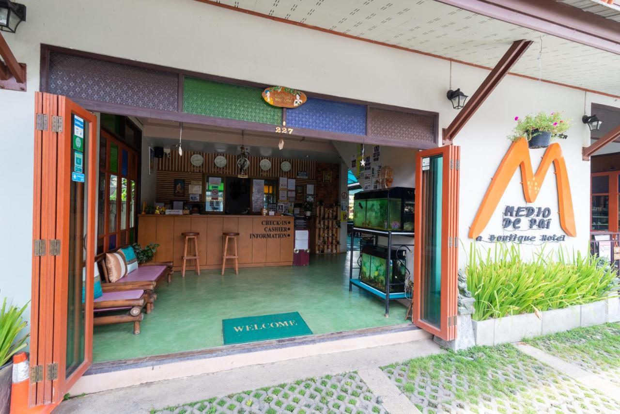 Hotel Medio De 3*